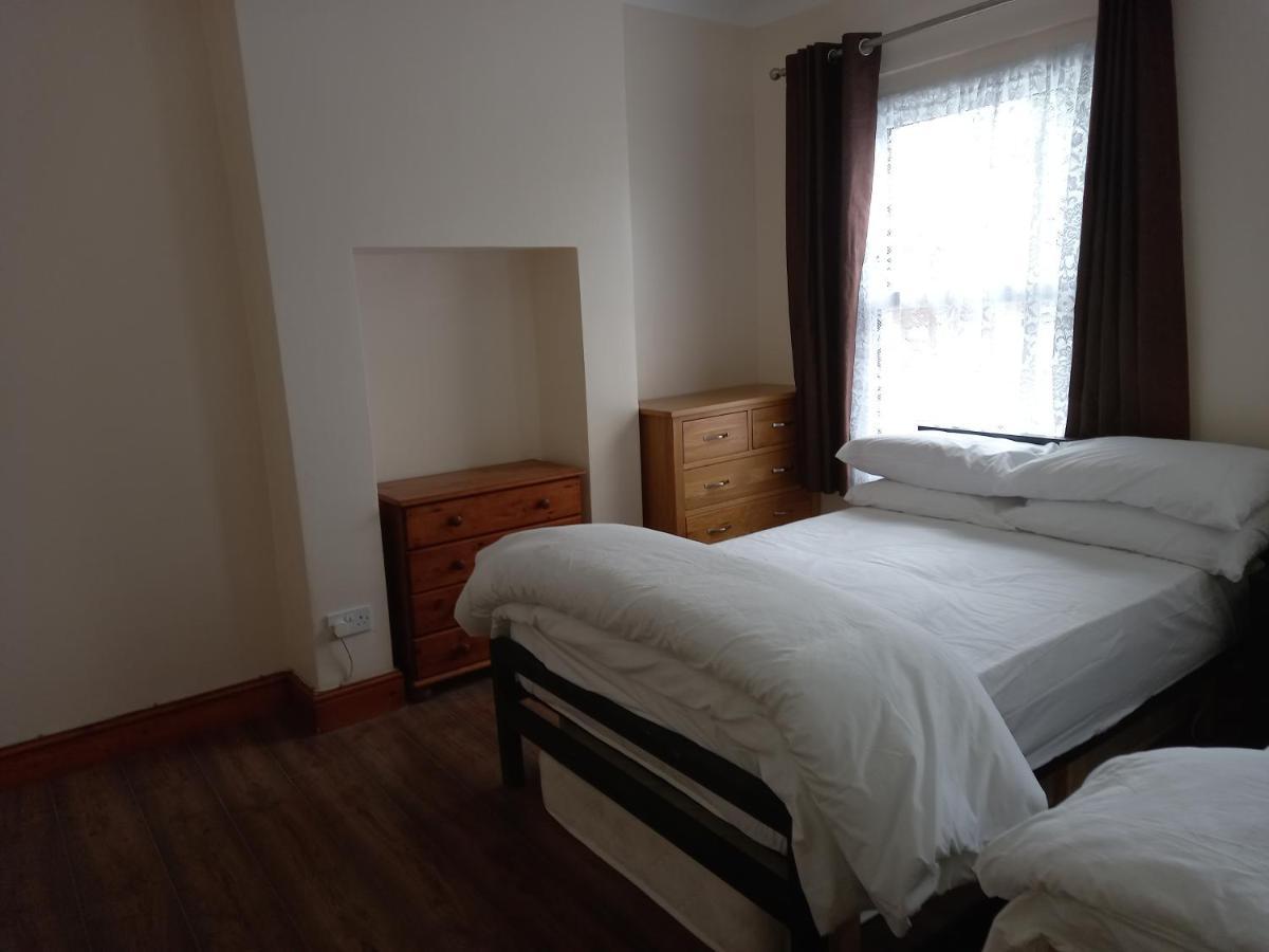 Bubblesbnb- 4 Bedroom House Londra Esterno foto
