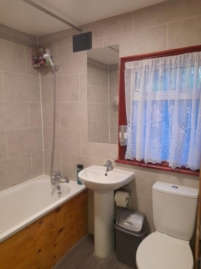 Bubblesbnb- 4 Bedroom House Londra Esterno foto